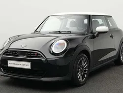 Schwarz Gebraucht 2024 Mini Cooper S Kleinwagen | 27.921 € (Guter Preis)