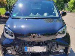 Schwarz Gebraucht 2023 Smart ForTwo Electric Drive Cabrio | 18.300 € (Teuer)