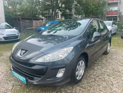 Grau Gebraucht 2009 Peugeot 308 Tendance Limousine | 3.490 € (Etwas zu teuer)