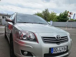 Grau Gebraucht 2008 Toyota Avensis Sol Kombi | 4.700 € (Teuer)