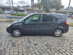 Schwarz Gebraucht 2004 Renault Scénic II Van / Kleinbus | 1.199 € (Fairer Preis)