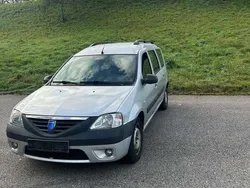 Platingrau Gebraucht 2008 Dacia Logan Ambiance Limousine | 550 € (Guter Preis)
