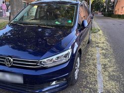 Blau Gebraucht 2015 VW Touran Comfortline Van / Kleinbus | 12.000 € (Fairer Preis)