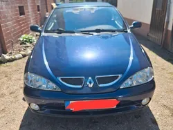 Blau Gebraucht 2002 Renault Mégane Cabriolet Expression Cabrio | 1.400 € (Superpreis)