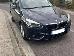 Blau Gebraucht 2017 BMW 218 Active Tourer Luxury Line Van / Kleinbus | 11.000 € (Guter Preis)