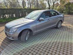 Silber Gebraucht 2009 Mercedes C230 Elegance Limousine | 9.900 € (Fairer Preis)