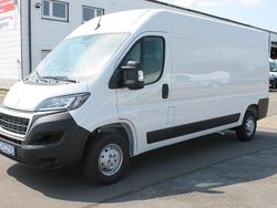 Weiß Gebraucht 2024 Peugeot Boxer Comfort Van | 27.890 € (Guter Preis)