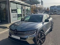 Grau kqg + schwarz gne Gebraucht 2022 Renault Mégane Iconic Limousine | 24.990 € (Guter Preis)