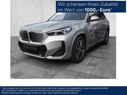 Silber Neu 2025 BMW iX1 M Sport SUV | 48.390 € (Guter Preis)