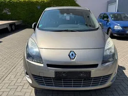 Gebraucht 2010 Renault Grand Scénic III Van / Kleinbus | 3.990 € (Guter Preis)