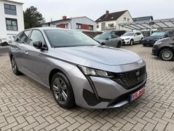Grau Gebraucht 2024 Peugeot 308 SW Allure Kombi | 22.500 € (Fairer Preis)