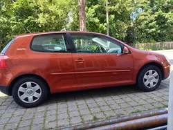 Orange Gebraucht 2006 VW Golf V Kleinwagen | 3.400 € (Fairer Preis)
