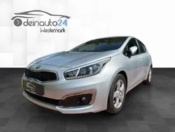 Silber Gebraucht 2016 Kia Ceed Spirit Limousine | 11.500 € (Fairer Preis)
