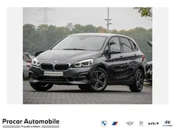 Grau Gebraucht 2019 BMW 220 Sport Line Van / Kleinbus | 20.990 € (Fairer Preis)