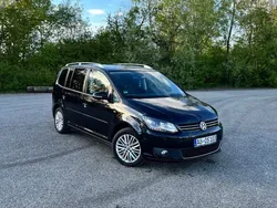 Schwarz Gebraucht 2014 VW Touran Van / Kleinbus | 8.999 € (Fairer Preis)