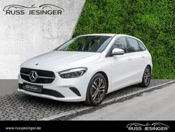 Polar white Gebraucht 2023 Mercedes B200 Progressive Van / Kleinbus | 32.780 € (Etwas zu teuer)