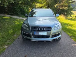 Grau Gebraucht 2008 Audi Q7 SUV | 9.725 € (Guter Preis)