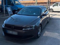 Braun Gebraucht 2011 VW Jetta Limousine | 6.000 € (Fairer Preis)