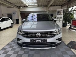 Grau Gebraucht 2021 VW Tiguan Elegance SUV | 30.990 € (Fairer Preis)