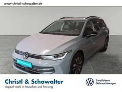 Mondsteingrau Gebraucht 2024 VW Golf VIII Goal Kombi | 28.710 € (Guter Preis)