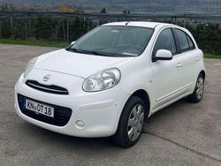 Weiß Gebraucht 2012 Nissan Micra Limousine | 3.900 €