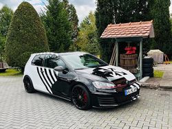 Schwarz Gebraucht 2014 VW Golf VII GTI Kleinwagen | 15.900 € (Etwas zu teuer)