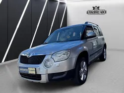 Silber Gebraucht 2013 Skoda Yeti Ambition SUV | 9.600 € (Fairer Preis)