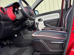 Rot Gebraucht 2020 Renault Twingo Intens Kleinwagen | 11.990 € (Fairer Preis)
