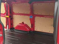 Rot Gebraucht 2018 Ford Transit Custom Limousine | 17.200 € (Superpreis)