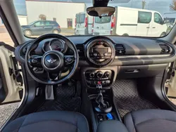 Weiß Gebraucht 2017 Mini One Clubman Kombi | 12.990 € (Fairer Preis)