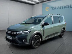 Grün Gebraucht 2022 Dacia Jogger Van / Kleinbus | 19.899 € (Fairer Preis)