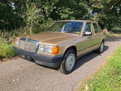 Gold Gebraucht 1986 Mercedes 190 Limousine | 6.800 €