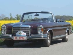 Braun Gebraucht 1970 Mercedes W111 SE Cabrio | 79.000 €