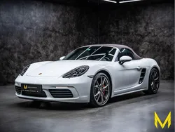 Weiß (pure white (weiß)) Gebraucht 2017 Porsche 718 Boxster S Sport Cabrio | 55.555 € (Fairer Preis)