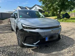 Grau Gebraucht 2024 Honda e:Ny1 SUV | 26.500 €