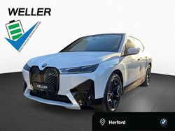 Mineralweiß (weiß) Gebraucht 2023 BMW iX Sport Line SUV | 52.860 € (Fairer Preis)