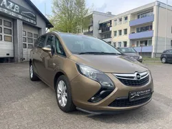 Grau Gebraucht 2013 Opel Zafira Tourer Active Van / Kleinbus | 6.999 € (Fairer Preis)
