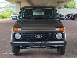 Grau Gebraucht 2021 Lada niva SUV | 15.980 € (Fairer Preis)