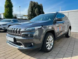 Granite crystal (metallic) Gebraucht 2016 Jeep Cherokee Limited SUV | 14.900 € (Fairer Preis)