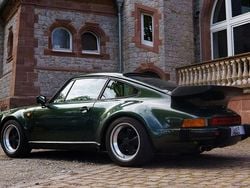 Moosgrün Gebraucht 1980 Porsche 911 Turbo Coupé | 135.911 €