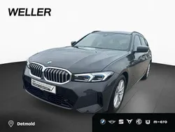 Dravitgrau (grau) Gebraucht 2024 BMW 320 M Sport Kombi | 42.450 € (Fairer Preis)