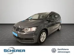 Delfingrau metallic (metallic) Gebraucht 2024 VW Touran Comfortline Van / Kleinbus | 32.400 € (Fairer Preis)