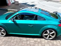 Grün Gebraucht 2023 Audi TT RS Comfort Coupé | 67.500 € (Teuer)