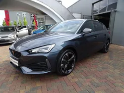 Grau Gebraucht 2022 Cupra Leon Limousine | 23.750 € (Guter Preis)