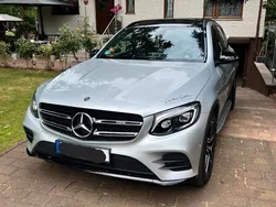 Silber Gebraucht 2018 Mercedes GLC250 AMG line SUV | 31.900 € (Fairer Preis)