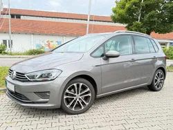 Grau Gebraucht 2015 VW Golf Sportsvan LOUNGE Van / Kleinbus | 10.900 € (Guter Preis)
