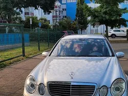 Silber Gebraucht 2005 Mercedes E500 Avantgarde Kombi | 6.950 € (Superpreis)