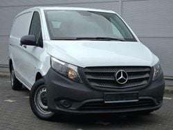 Weiß Gebraucht 2020 Mercedes Vito Van / Kleinbus | 19.900 € (Guter Preis)