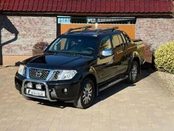 Black (m) Gebraucht 2015 Nissan Navara Abholung | 21.999 € (Etwas zu teuer)