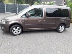 Toffeebraun metallic Gebraucht 2011 VW Caddy Maxi Comfortline Van / Kleinbus | 6.100 € (Fairer Preis)